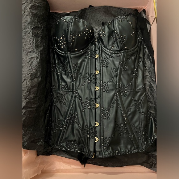 💯Auth BNIB Agent Provocateur Soiree Daniellah Leather Corset! - Picture 7 of 10